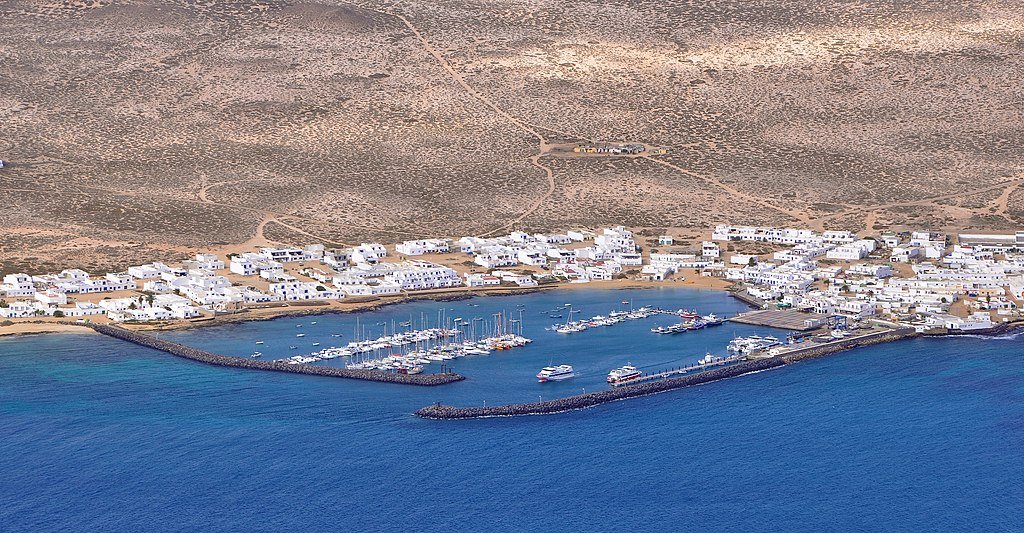 Caleta de Sebo, La Graciosa